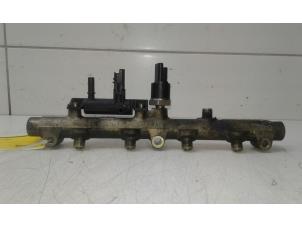 Used Injector housing Peugeot 807 2.0 HDi 16V FAP Price € 79,00 Margin scheme offered by Autobedrijf G.H. Wessel B.V.