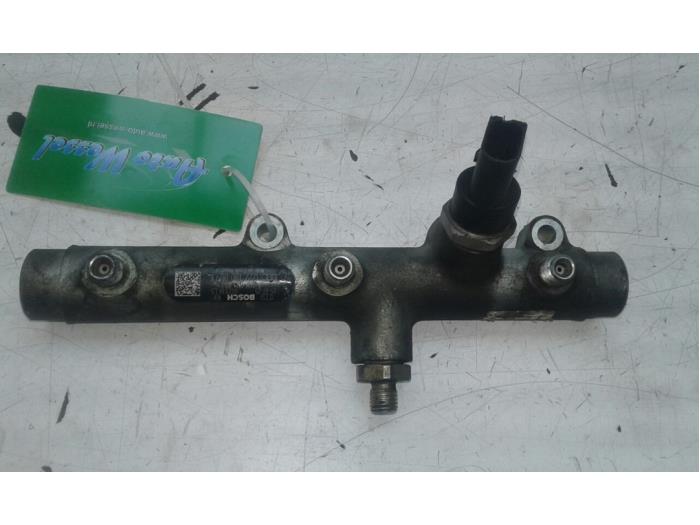 Gebrauchte Einspritzgehäuse Audi A4 Avant (B7) 2.7 TDI V6 24V Preis € 51,45 Margenregelung angeboten von Wessel Parts & Service B.V.