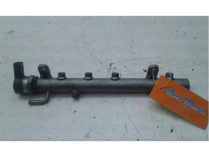 Gebrauchte Einspritzgehäuse Mercedes R (W251) 3.0 280 CDI 24V 4-Matic Preis € 68,25 Margenregelung angeboten von Wessel Parts & Service B.V.