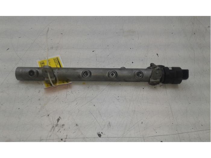 Gebrauchte Einspritzgehäuse Mercedes R (W251) 3.0 280 CDI 24V 4-Matic Preis € 68,25 Margenregelung angeboten von Wessel Parts & Service B.V.