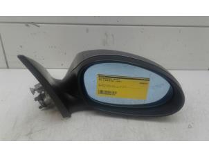 Used Wing mirror, right BMW 3-Serie Price € 65,00 Margin scheme offered by Autobedrijf G.H. Wessel B.V.