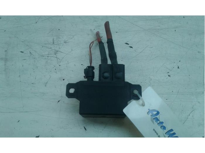Begagnade Relä BMW X6 (F16) Pris € 40,95 Marginaltabell erbjuds av Wessel Parts & Service B.V.