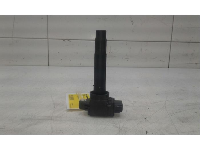 Ignition coil from a Suzuki SX4 S-Cross (JY) 1.0 Booster Jet Turbo 12V 2019