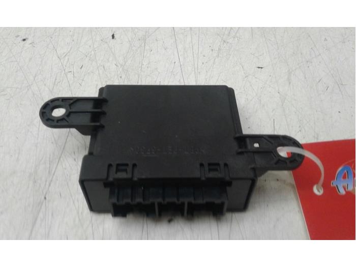 Begagnade PDC-modul Opel Zafira Tourer (P12) 1.6 CDTI 16V Pris € 51,45 Marginaltabell erbjuds av Wessel Parts & Service B.V.