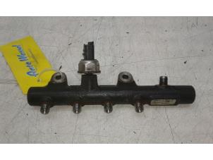 Used Injector housing Renault Megane III Grandtour (KZ) 1.5 dCi 110 Price € 59,00 Margin scheme offered by Autobedrijf G.H. Wessel B.V.