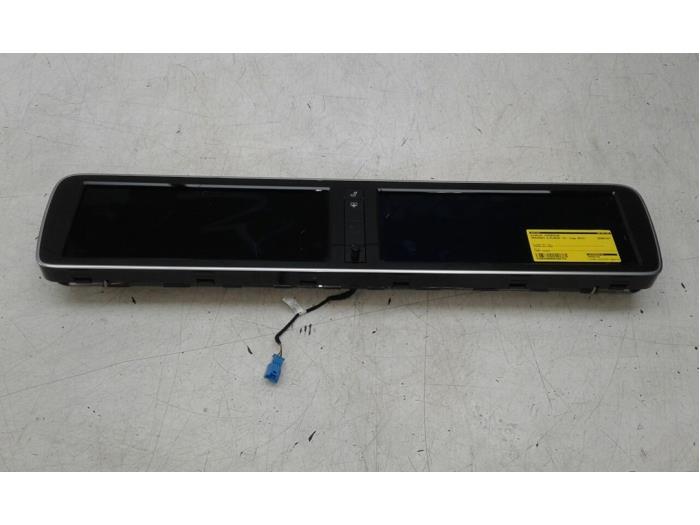 Begagnade Innerdisplay Mercedes S (222.0/222.1) 3.5 S-400 Hybrid 24V Pris på förfrågan erbjuds av Wessel Parts & Service B.V.