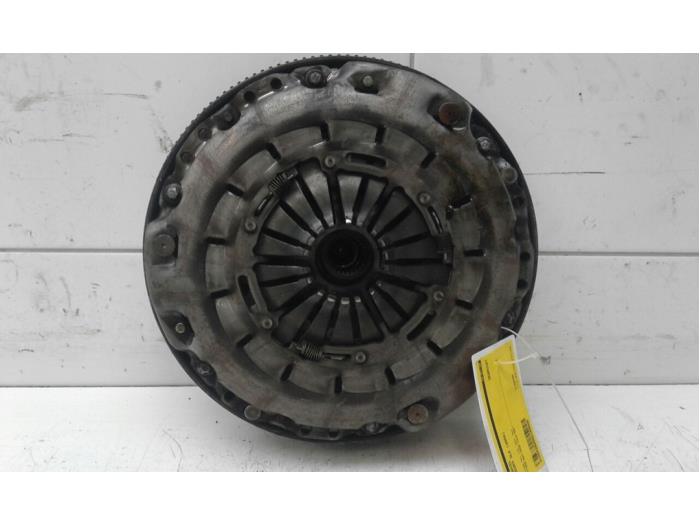 Used Flywheel Mercedes SLK (R170) 2.0 200 K 16V Price € 208,95 Margin scheme offered by Wessel Parts & Service B.V.