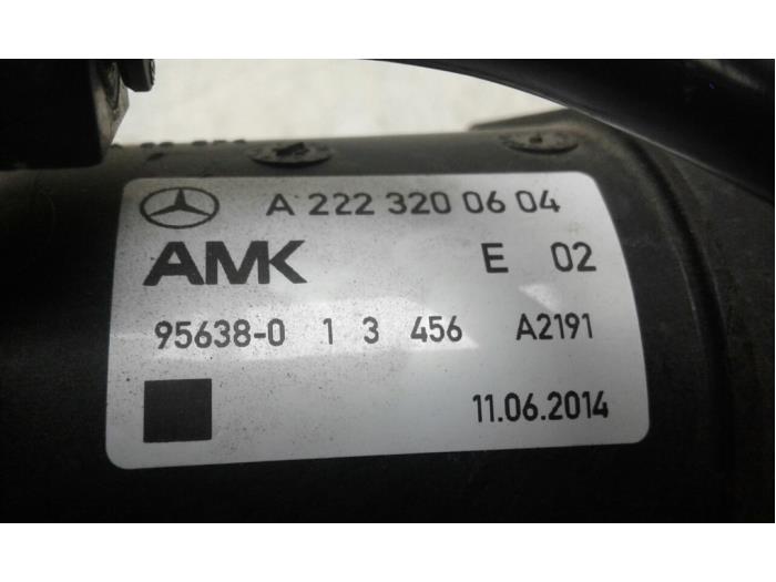 Compresor de un Mercedes-Benz S (W222/V222/X222) 3.5 S-400 Hybrid 24V 2014