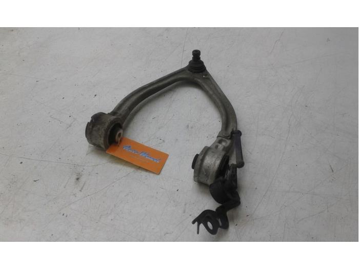 Begagnade Främre gaffelben, höger Mercedes S (222.0/222.1) 3.5 S-400 Hybrid 24V Pris € 156,45 Marginaltabell erbjuds av Wessel Parts & Service B.V.