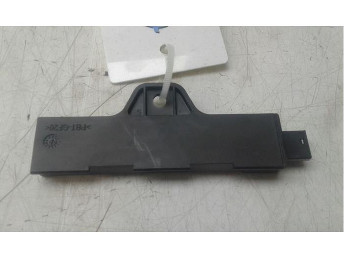 Używane Keyless Entry-Antena Mini Mini (F56) 1.5 12V One First Cena € 40,95 Procedura marży oferowane przez Wessel Parts & Service B.V.