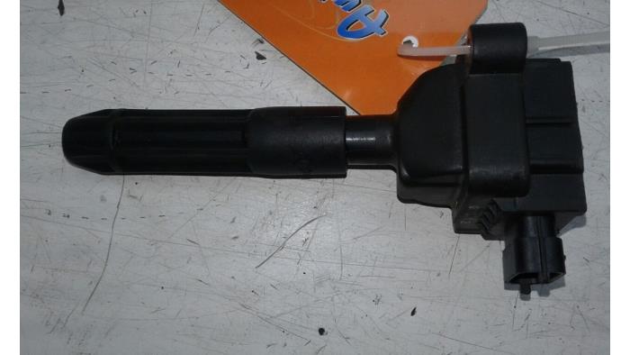 Usagé Bobine Mercedes C Combi (S203) 2.0 C-180 16V Prix € 40,95 Règlement à la marge proposé par Wessel Parts & Service B.V.
