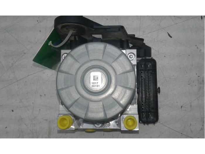 Used ABS pump Volkswagen T-Roc I 2.0 TDI 150 16V Price € 103,95 Margin scheme offered by Wessel Parts & Service B.V.