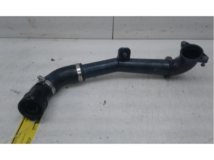 Usagé Tube intercooler Volkswagen T-Roc I 2.0 TDI 150 16V Prix € 61,95 Règlement à la marge proposé par Wessel Parts & Service B.V.