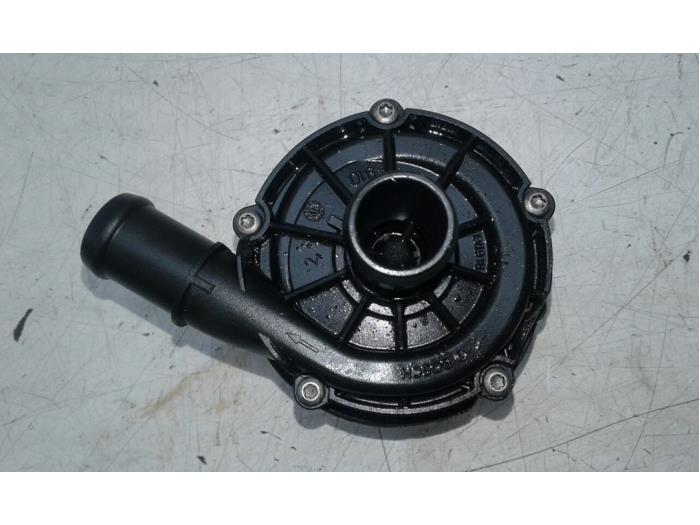 Begagnade Vattenpump Volkswagen Transporter T6 2.0 TDI 204 Pris € 82,95 Marginaltabell erbjuds av Wessel Parts & Service B.V.