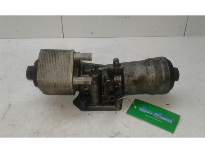Gebrauchte Ölfiltergehäuse Audi Q5 (8RB) Preis € 82,95 Margenregelung angeboten von Wessel Parts & Service B.V.