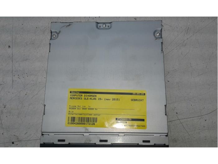 Usagé Ordinateur divers Mercedes GLE (W166) 350d 3.0 V6 24V BlueTEC 4-Matic Prix € 261,45 Règlement à la marge proposé par Wessel Parts & Service B.V.