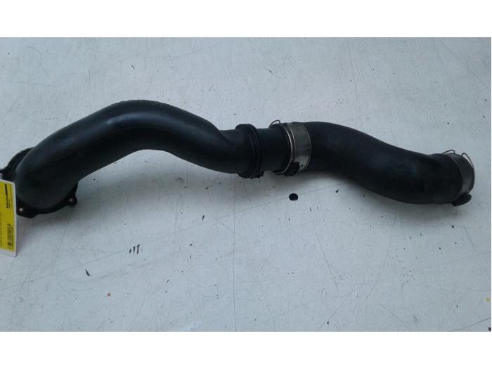 Gebrauchte Intercooler Rohr Mercedes Sprinter Tourer 3,5t (907.7) 314 CDI 2.1 D RWD Preis € 57,75 Margenregelung angeboten von Wessel Parts & Service B.V.