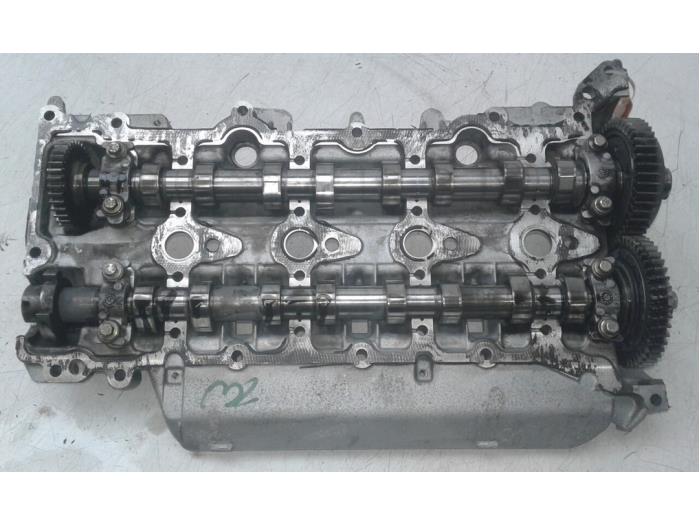 Camshaft kit from a Mercedes-Benz Vito (447.6) 1.6 109 CDI 16V 2016