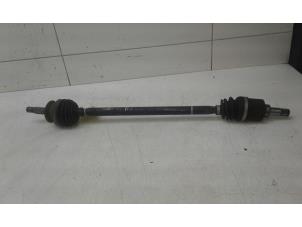 Used Front drive shaft, right Volkswagen Up! (121) 1.0 12V 60 Price € 79,00 Margin scheme offered by Autobedrijf G.H. Wessel B.V.