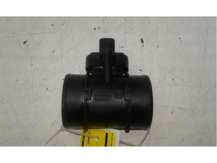 Begagnade Luftflödesmätare Opel Corsa E 1.4 16V Bi-Fuel Pris på förfrågan erbjuds av Wessel Parts & Service B.V.