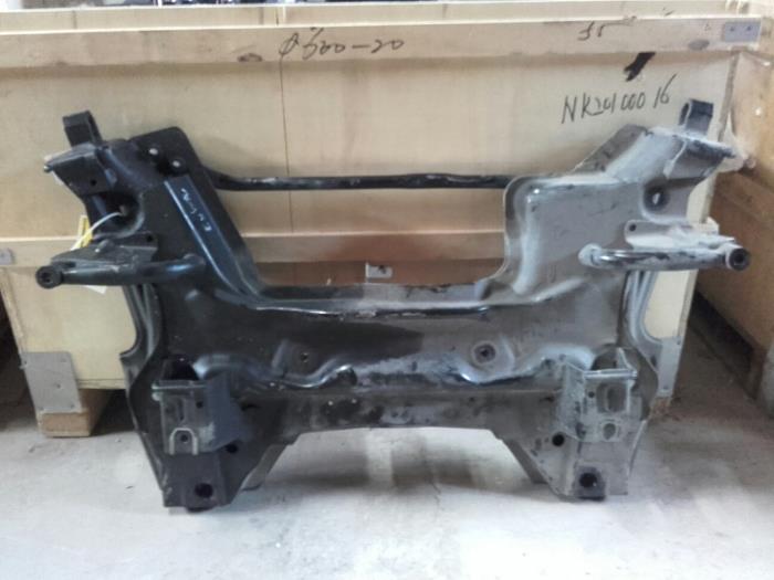 Usados Subchasis Opel Crossland (X) 1.2 Turbo 12V Euro 6d-temp Precio € 313,95 Norma de margen ofrecido por Wessel Parts & Service B.V.