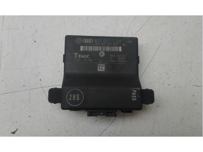 Usagé Ordinateur divers Volkswagen Golf V (1K1) 1.9 TDI Prix € 47,25 Règlement à la marge proposé par Wessel Parts & Service B.V.