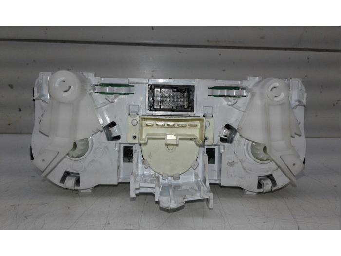 Heater control panel Opel Corsa E 1.4 16V BiFuel 39021463