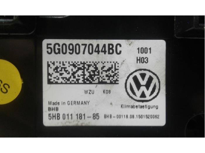 Heizung Bedienpaneel van een Volkswagen Golf VII (AUA) 1.6 TDI BlueMotion 16V 2016