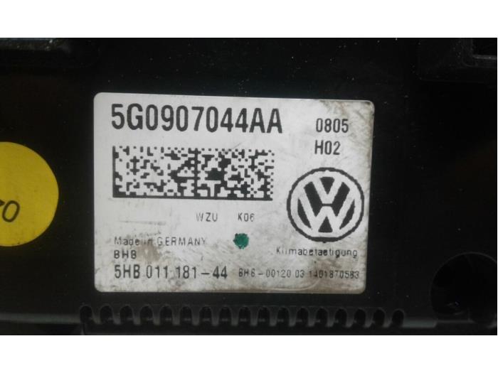 Heizung Bedienpaneel van een Volkswagen Golf VII Variant (AUVV) 1.4 TSI 16V 2014
