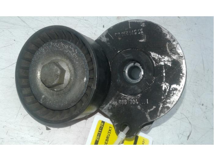Usados Rodillo tensor correa múltiple Opel Corsa D Precio € 40,95 Norma de margen ofrecido por Wessel Parts & Service B.V.