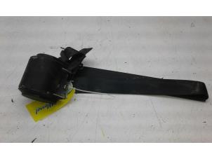 Used Front seatbelt tensioner, centre Renault Kangoo Express (FW) 1.5 dCi 75 Price € 99,00 Margin scheme offered by Autobedrijf G.H. Wessel B.V.