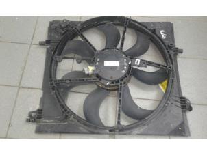 Used Fan motor Nissan Qashqai (J11) 1.3 DIG-T 140 16V Price on request offered by Autobedrijf G.H. Wessel B.V.