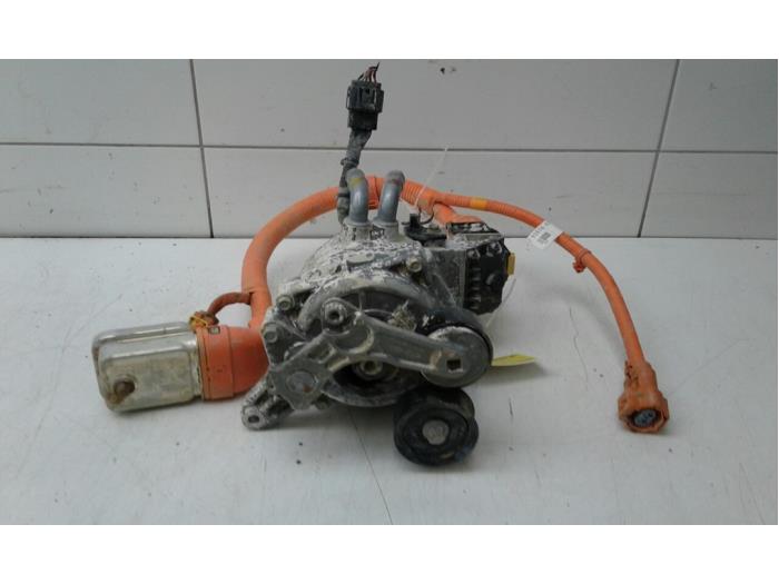 Gebrauchte Dynamo Kia Niro I (DE) 1.6 GDI Hybrid Preis auf Anfrage angeboten von Wessel Parts & Service B.V.