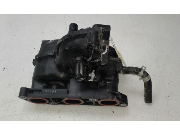 Używane Kolektor dolotowy Kia Stonic (YB) 1.0i T-GDi 12V Cena € 82,95 Procedura marży oferowane przez Wessel Parts & Service B.V.