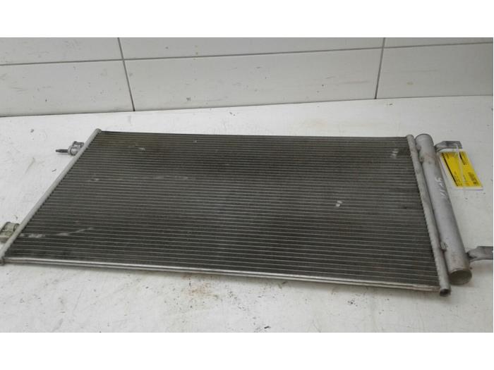 Usagé Radiateur clim Opel Astra K 1.4 16V Prix € 131,25 Règlement à la marge proposé par Wessel Parts & Service B.V.