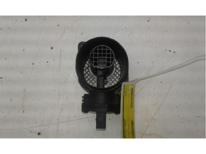 Usagé Débitmètre Volkswagen Fox (5Z) 1.4 TDI Prix € 42,00 Règlement à la marge proposé par Wessel Parts & Service B.V.