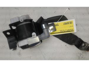 Used Rear seatbelt tensioner, left Kia Proceed (CD) 1.6 CRDi 16V 136 Eco-Dynamics+ Price on request offered by Autobedrijf G.H. Wessel B.V.
