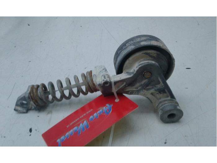 Usados Tensor correa múltiple Opel Corsa E 1.4 16V Bi-Fuel Precio € 51,45 Norma de margen ofrecido por Wessel Parts & Service B.V.