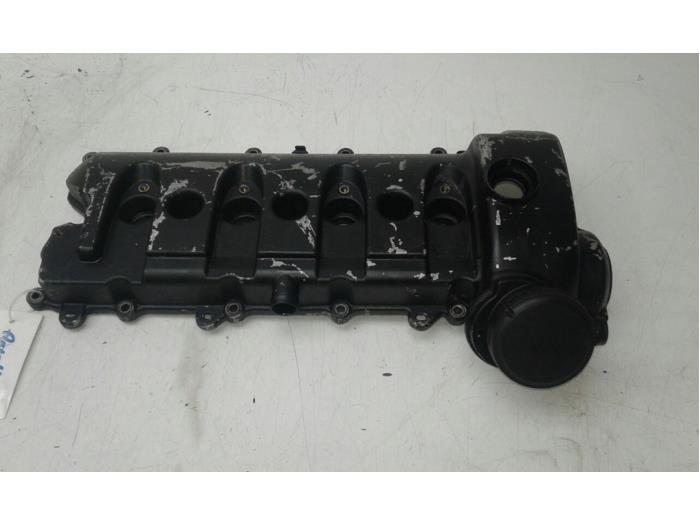 Usagé Couvercle soupapes Porsche Cayenne (9PA) 4.5 S V8 32V Prix € 61,95 Règlement à la marge proposé par Wessel Parts & Service B.V.