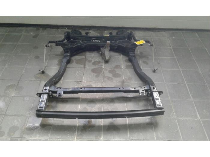 Gebrauchte Unterrahmen Opel Mokka/Mokka X 1.4 Turbo 16V Bi-fuel ecoFLEX 4x2 Preis € 156,45 Margenregelung angeboten von Wessel Parts & Service B.V.
