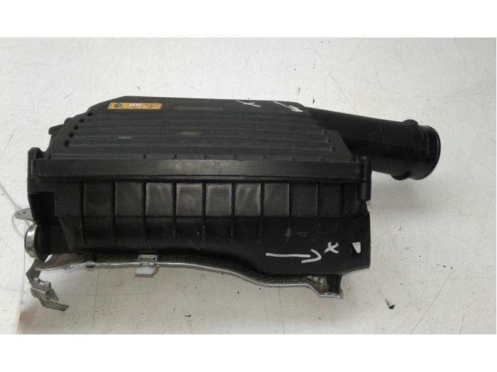 Begagnade Luftfilterhus Mercedes E (R238) E-300 2.0 Turbo 16V Pris € 61,95 Marginaltabell erbjuds av Wessel Parts & Service B.V.