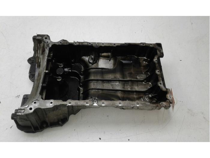Gebrauchte Ölwanne Mercedes CLS (C218) 350 CDI BlueEfficiency 3.0 V6 24V Preis € 261,45 Margenregelung angeboten von Wessel Parts & Service B.V.