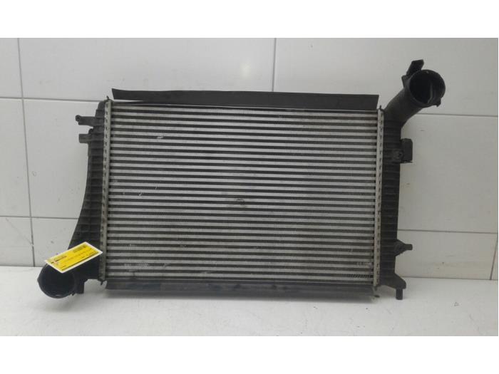 Usagé Intercooler Volkswagen Passat Variant (3C5) 2.0 TDI 140 Prix € 72,45 Règlement à la marge proposé par Wessel Parts & Service B.V.