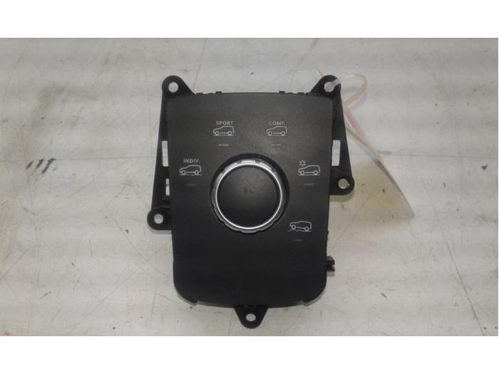 Usados Interruptor Mercedes GLE (W166) 500 e 3.0 V6 24V 4-Matic Precio € 131,25 Norma de margen ofrecido por Wessel Parts & Service B.V.