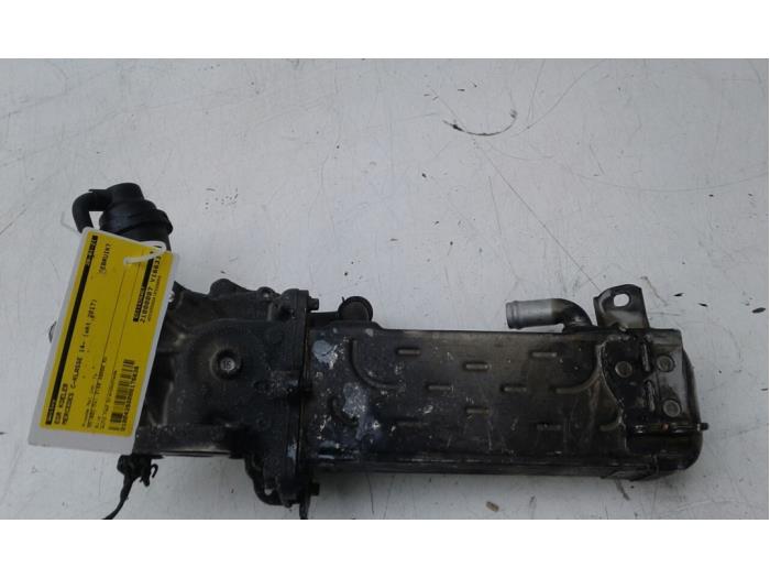 Usagé Refroidisseur RGE Mercedes C (W205) C-220 2.2 CDI BlueTEC, C-220 d 16V Prix € 93,45 Règlement à la marge proposé par Wessel Parts & Service B.V.