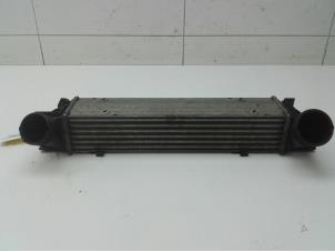 Usados Intercooler BMW 3 serie (E92) 320d 16V Precio € 70,00 Norma de margen ofrecido por Autobedrijf G.H. Wessel B.V.