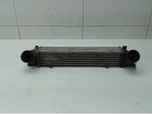 Usagé Echangeur air (Intercooler) BMW 1 serie (E87/87N) 118d 16V Prix € 75,00 Règlement à la marge proposé par Autobedrijf G.H. Wessel B.V.