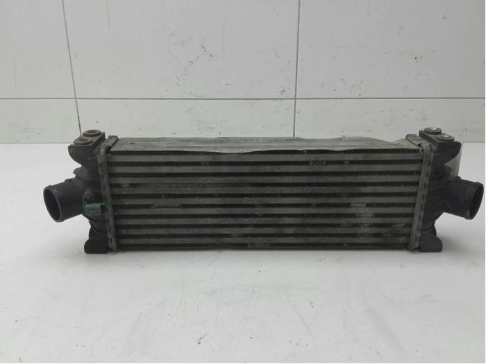 Usados Intercooler Ford Transit 2.2 TDCi 16V Euro 5 Precio de solicitud ofrecido por Wessel Parts & Service B.V.