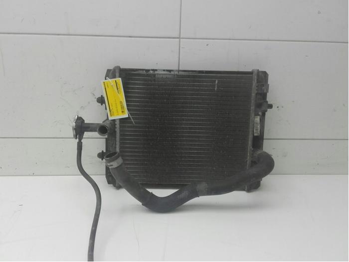 Used Radiator Peugeot 107 1.0 12V Price € 72,45 Margin scheme offered by Wessel Parts & Service B.V.