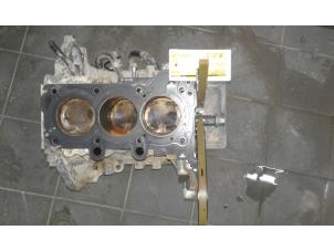 Gebrauchte Motor Unterblock Kia Stonic (YB) 1.0i T-GDi 12V Preis auf Anfrage angeboten von Autobedrijf G.H. Wessel B.V.